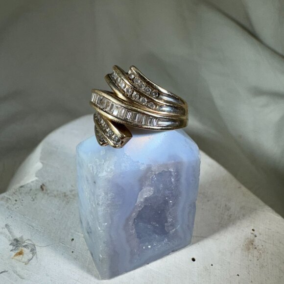 10k Yellow Gold 42 Diamond Cluster Wrap Baguettes & Round Sz 5.5 Ring 1.24tcw - Picture 3 of 13